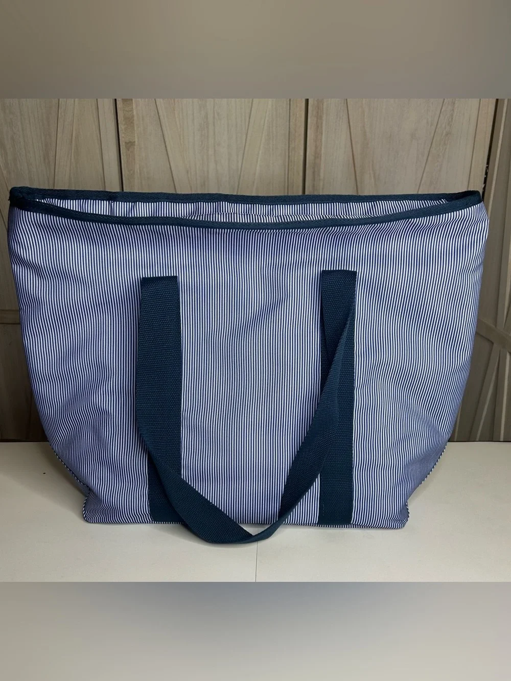 kate spade NWT Navy and White Pinstripe Cooler Tote Insulated Nautical Beach